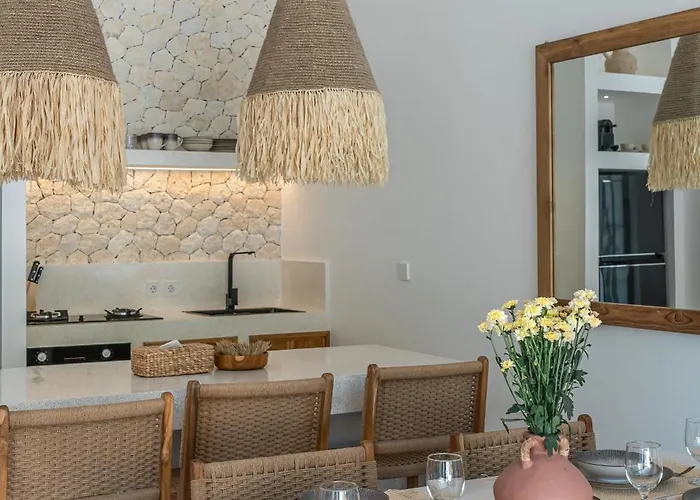 Casawatu - Iconic 2br In Bingin, Villa Uluwatu